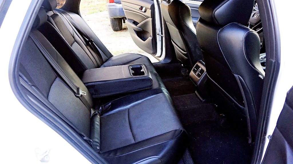 2018 Honda Accord - $11,999