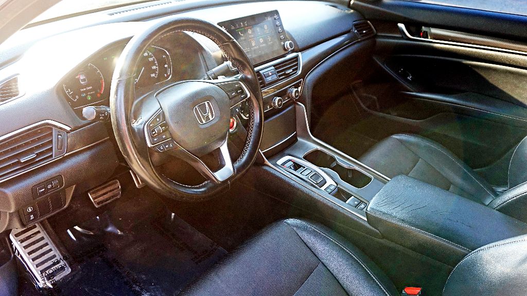 2018 Honda Accord - $11,999