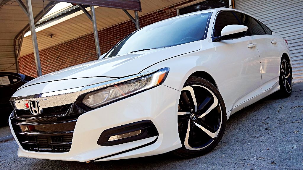 2018 Honda Accord - $11,999