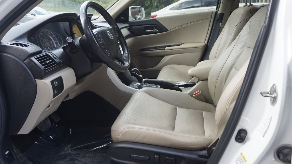 2015 Honda Accord - $12,150