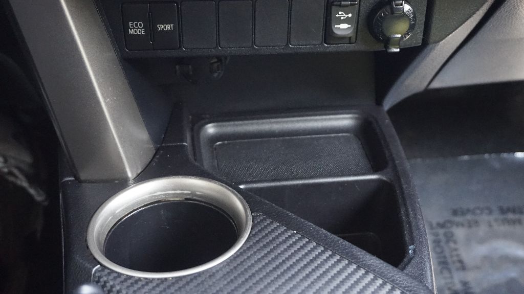 2014 Toyota RAV4 - $13,900