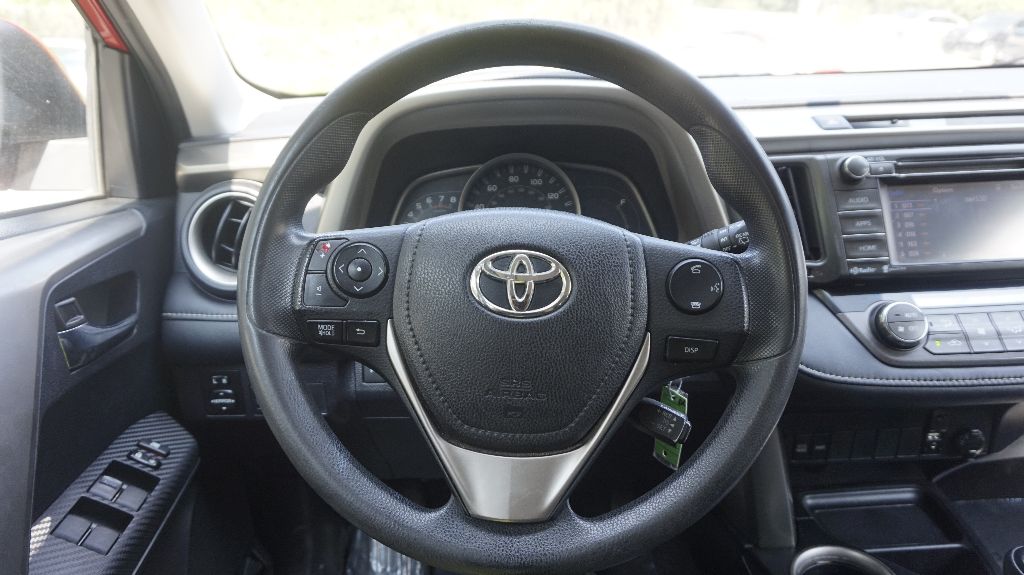 2014 Toyota RAV4 - $13,900