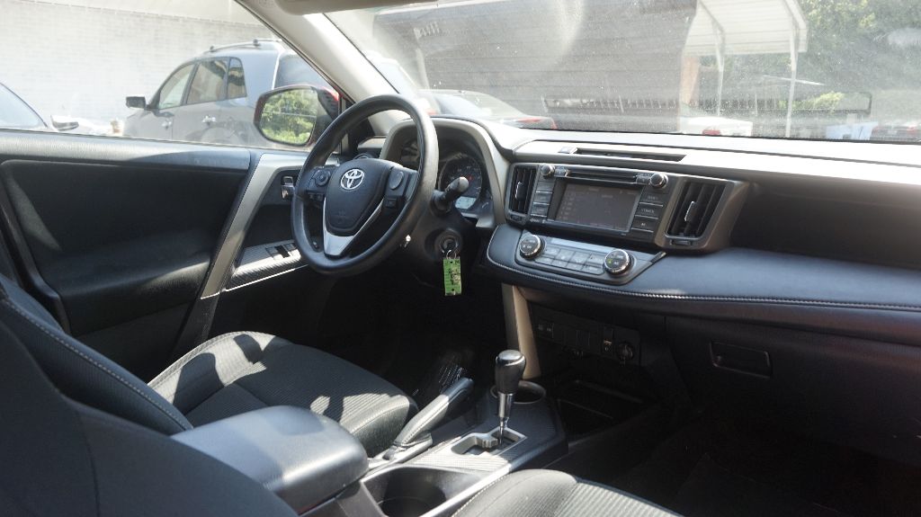2014 Toyota RAV4 - $13,900