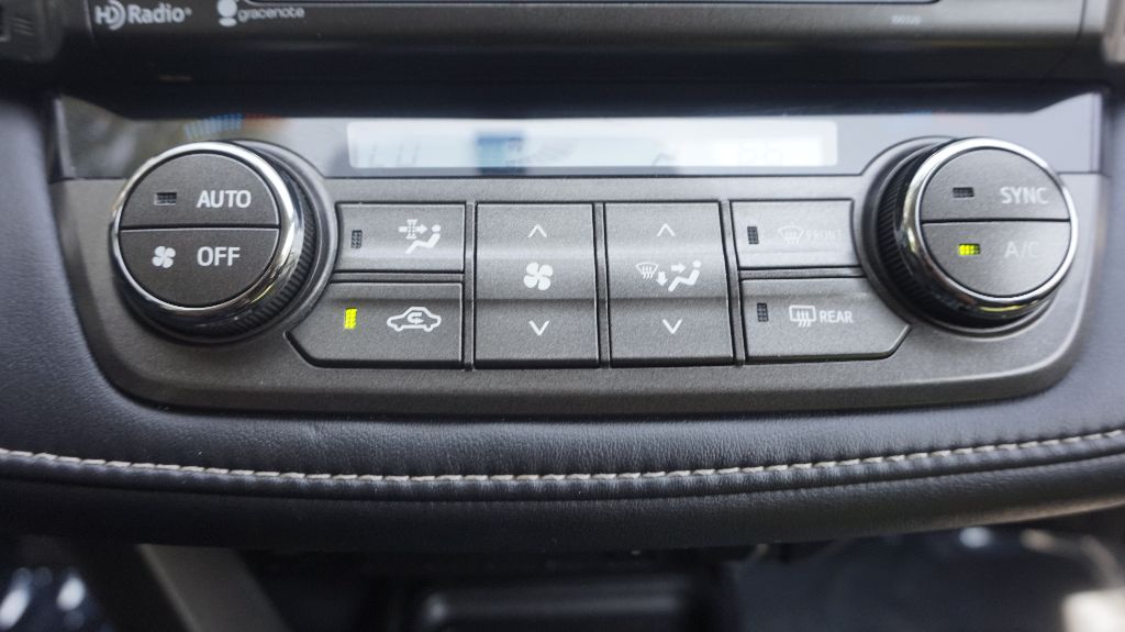 2014 Toyota RAV4 - $13,900