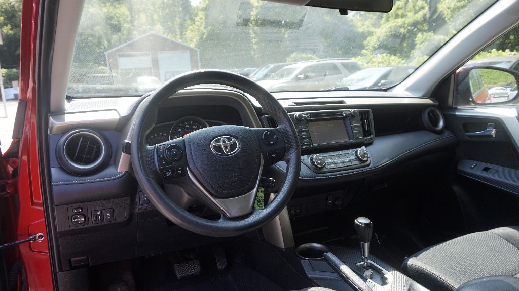 2014 Toyota RAV4 - $13,900