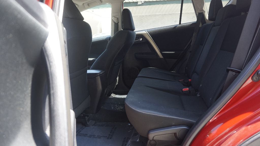 2014 Toyota RAV4 - $13,900