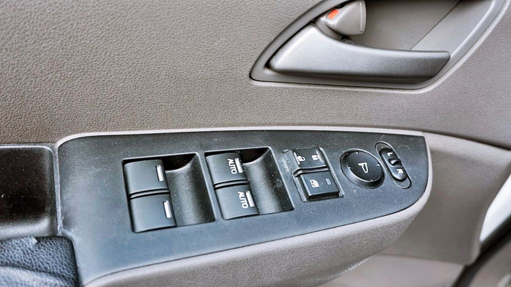 2013 Honda Odyssey - $6,300