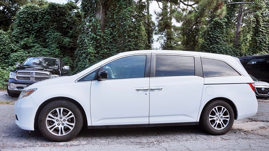 2013 Honda Odyssey - $6,300