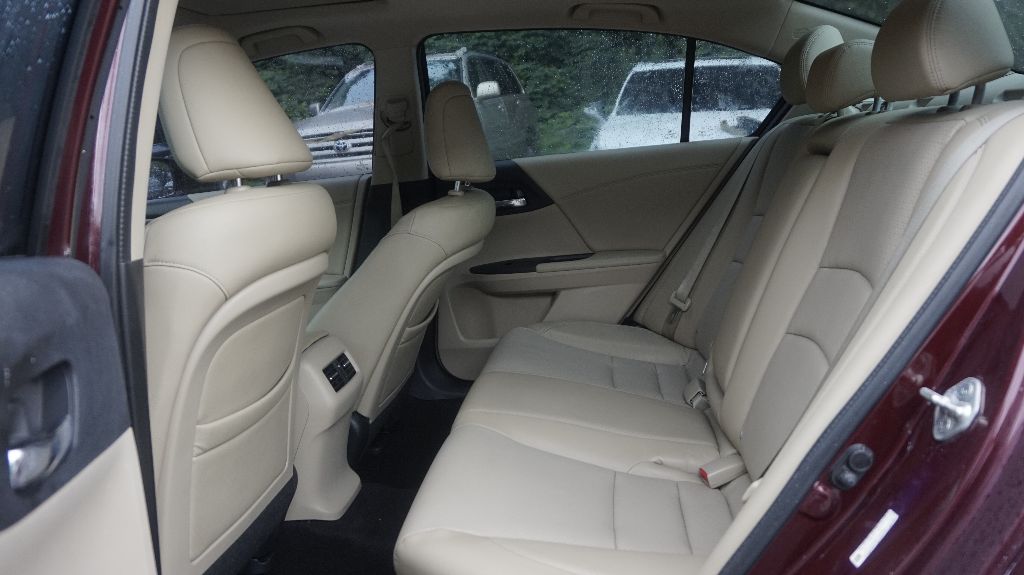 2013 Honda Accord - $11,220