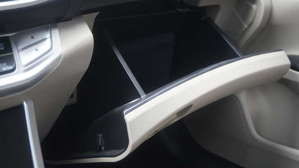 2013 Honda Accord - $11,220