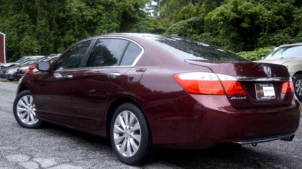 2013 Honda Accord - $11,220
