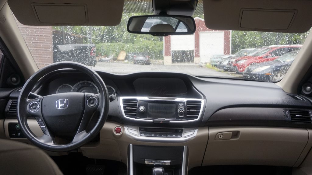 2013 Honda Accord - $11,220