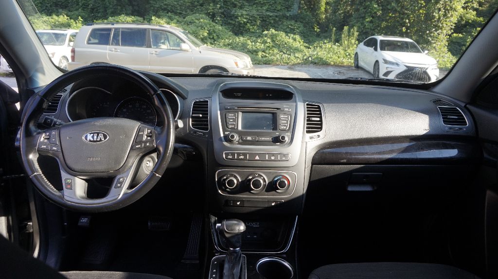 2014 Kia Sorento - $5,950