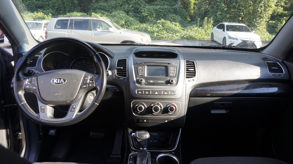 2014 Kia Sorento - $5,950