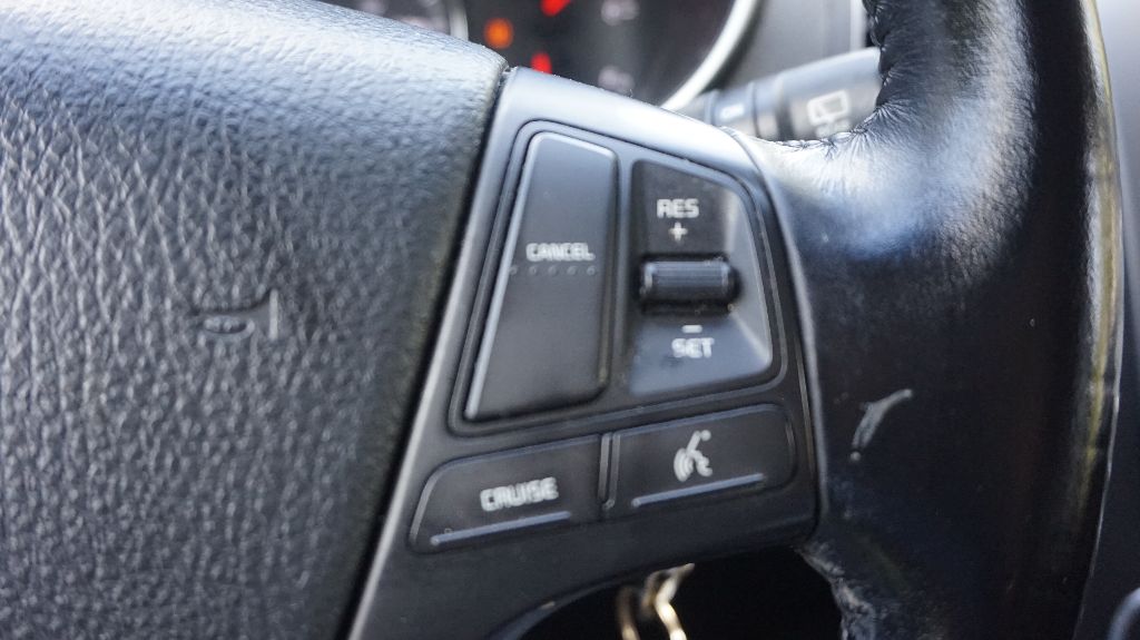 2014 Kia Sorento - $5,950