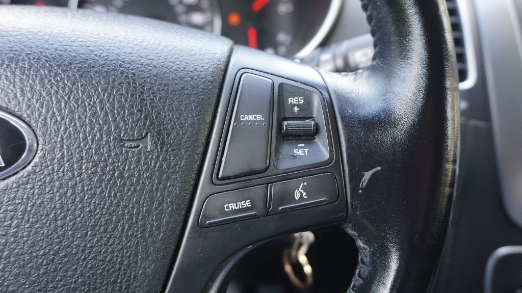 2014 Kia Sorento - $5,950