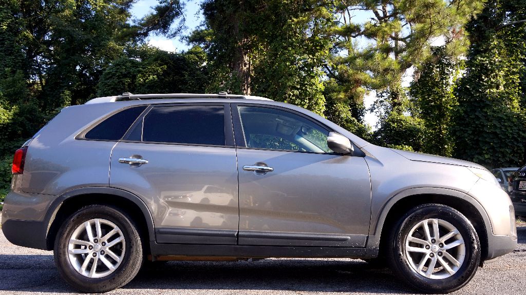 2014 Kia Sorento - $5,950