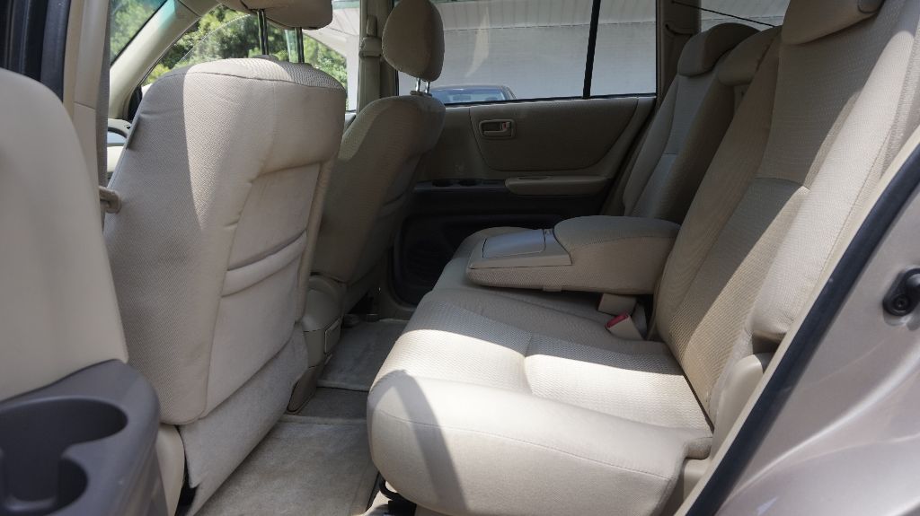 2006 Toyota Highlander - $6,950