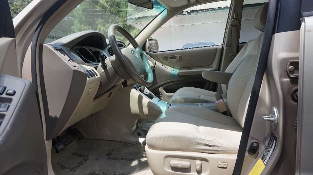 2006 Toyota Highlander - $6,950
