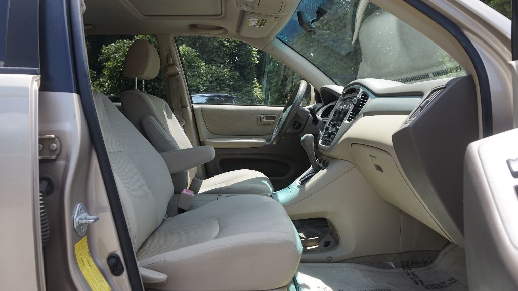 2006 Toyota Highlander - $6,950