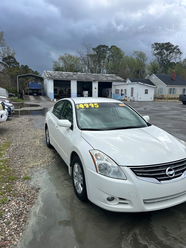 2012 Nissan Altima - $4,995