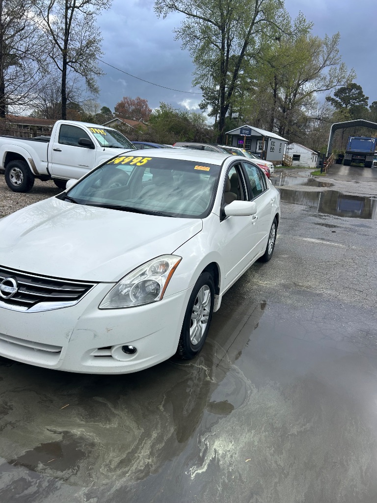 2012 Nissan Altima - $4,995