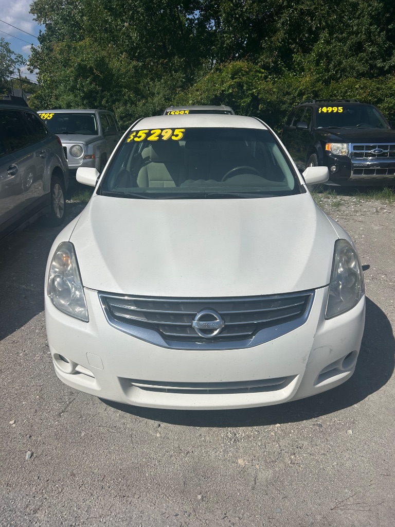 2012 Nissan Altima - $5,096