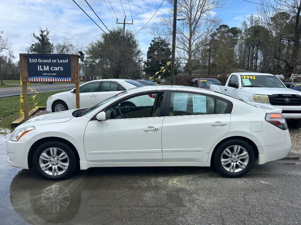 2012 Nissan Altima - $4,995