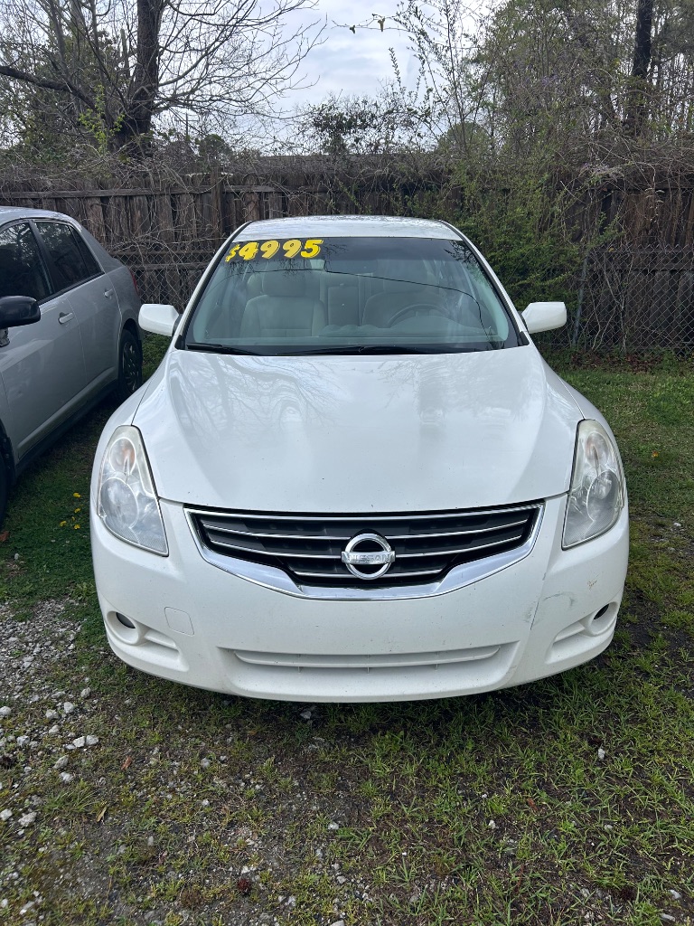 2012 Nissan Altima - $4,995