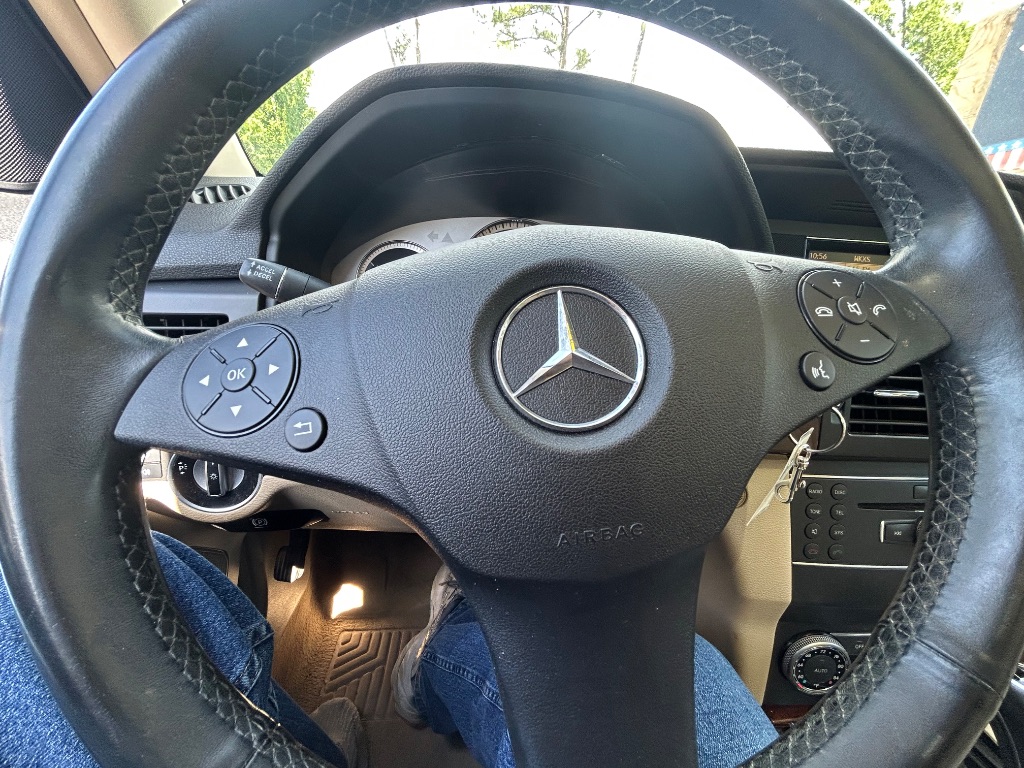 2012 Mercedes-Benz GLK-Class - $6,995