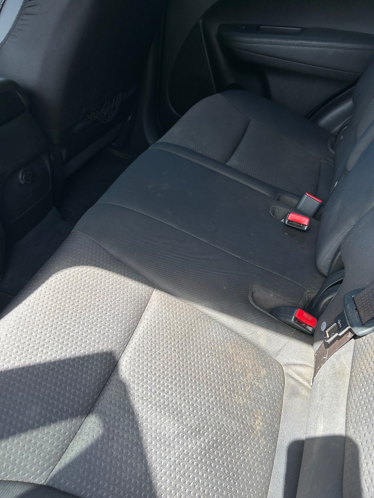 2011 Kia Sorento - $5,995