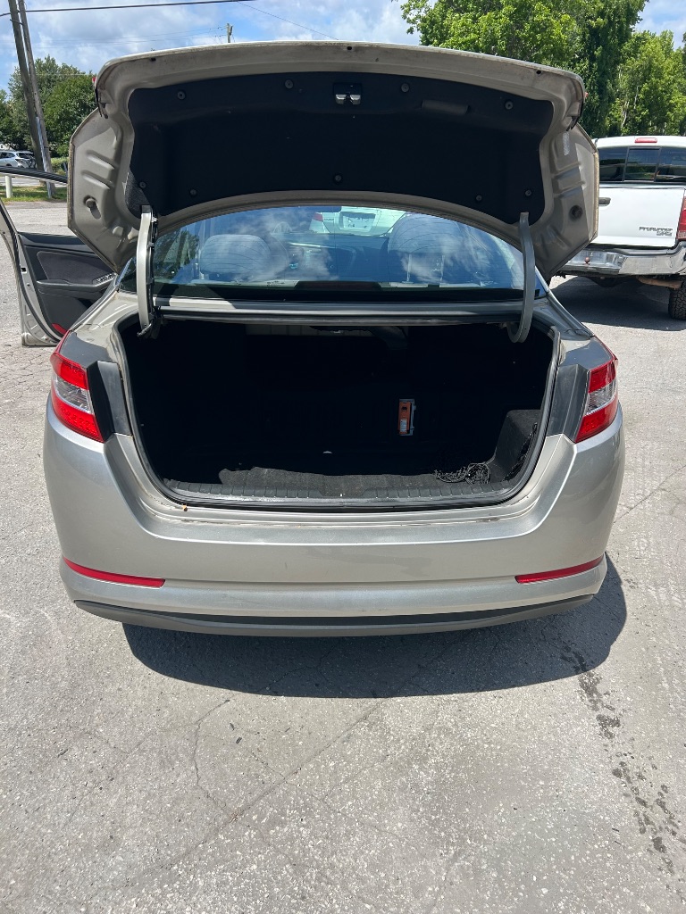 2011 Kia Optima - $4,995