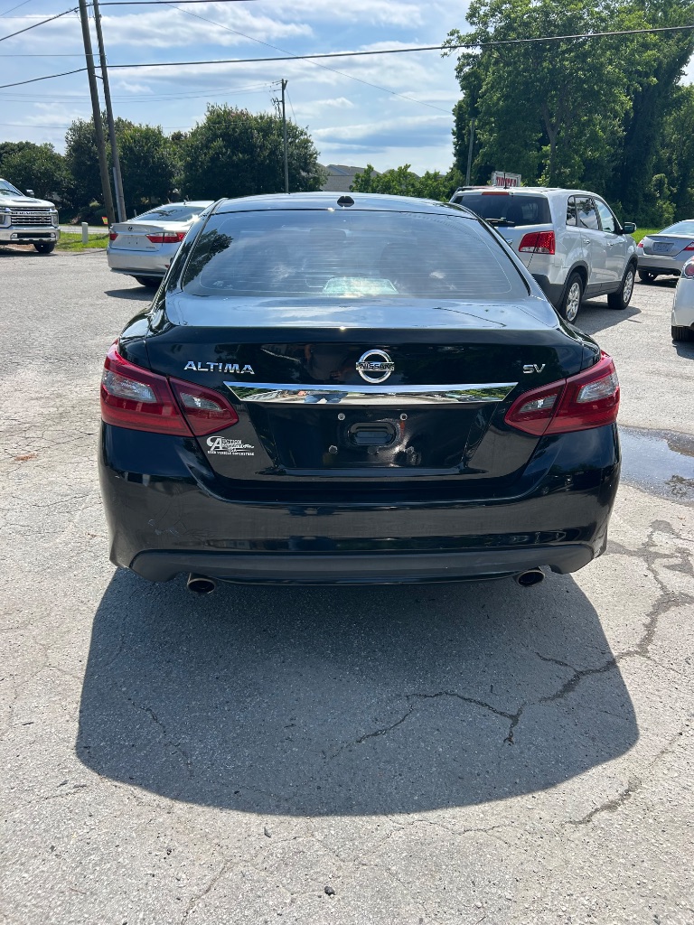 2018 Nissan Altima - $6,995
