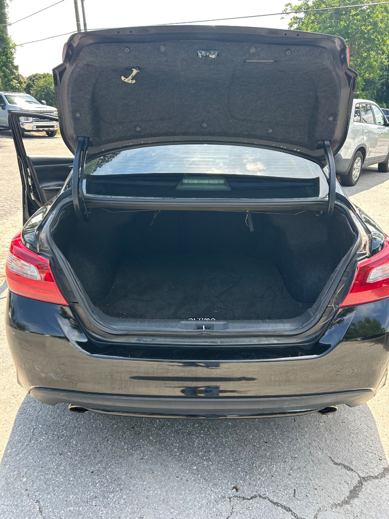 2018 Nissan Altima - $6,995