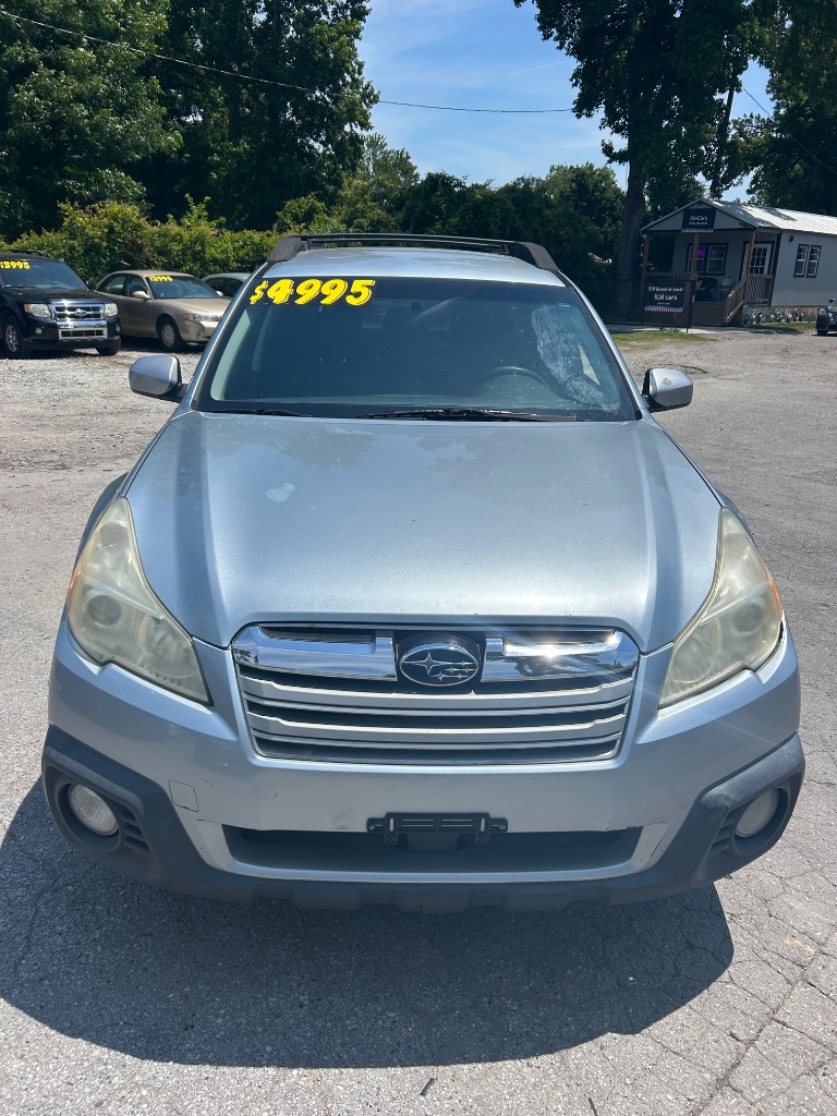 2013 Subaru Outback - $4,995