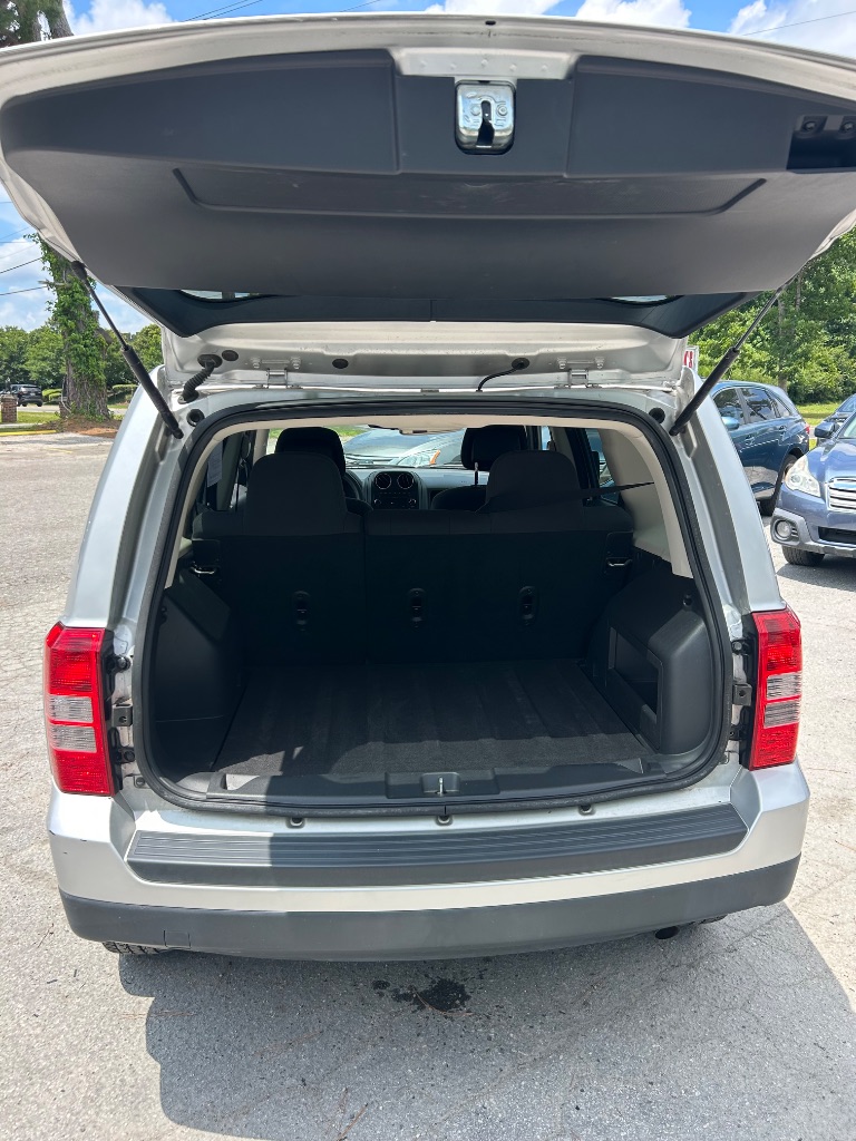 2011 Jeep Patriot - $5,995