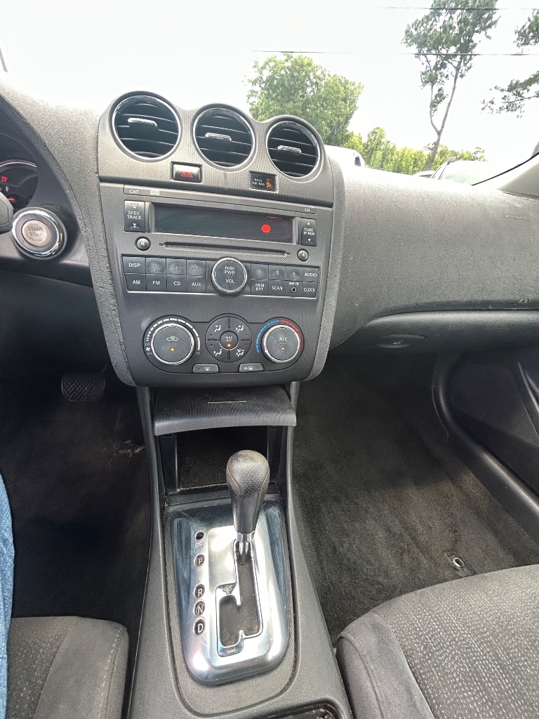 2012 Nissan Altima - $5,595
