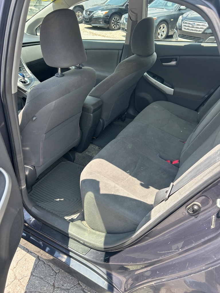 2010 Toyota Prius - $5,495
