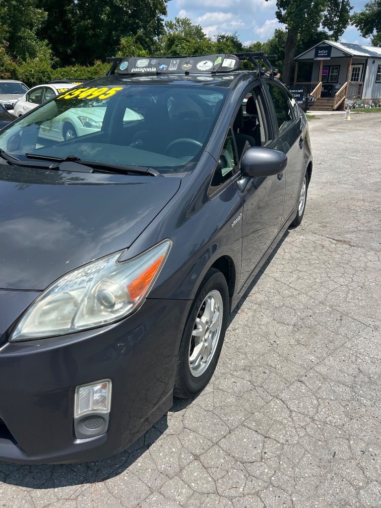 2010 Toyota Prius - $5,495