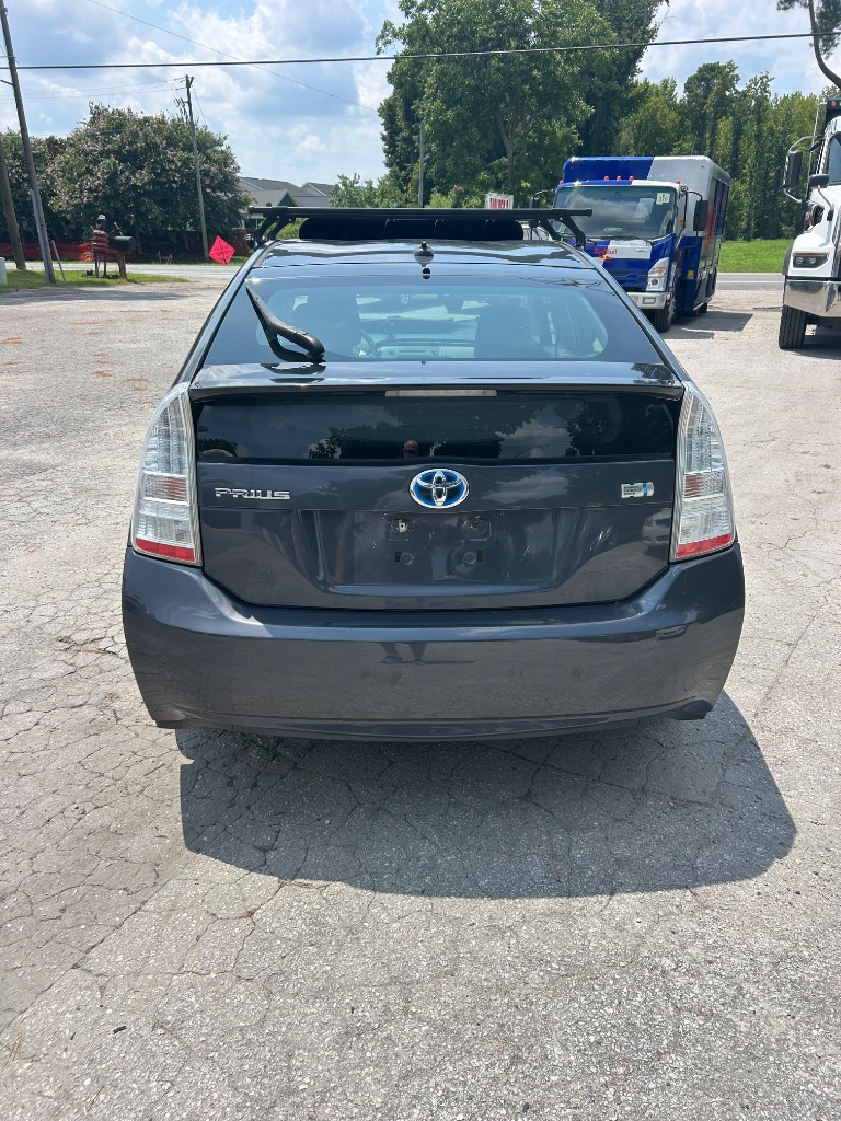 2010 Toyota Prius - $5,495