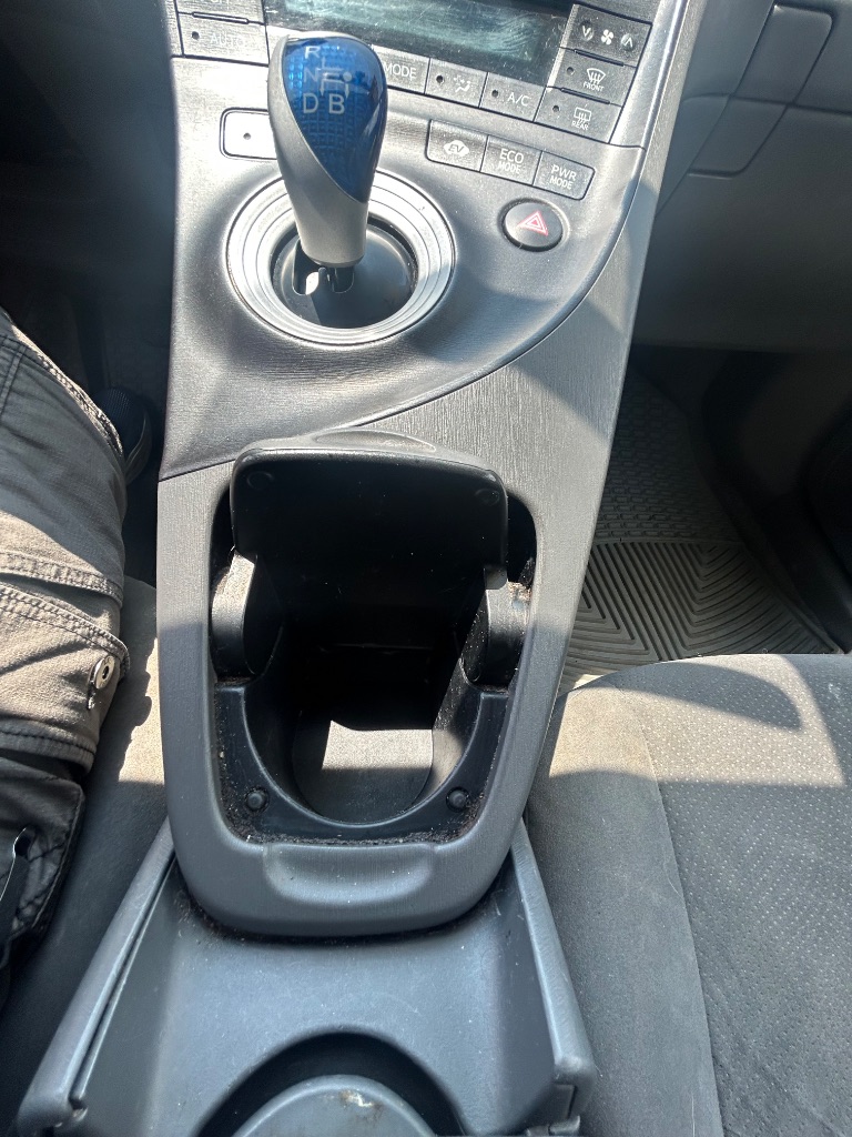 2010 Toyota Prius - $5,495