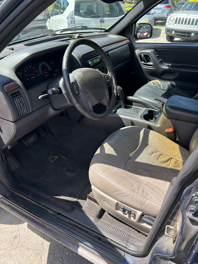 2000 Jeep Cherokee - $3,796