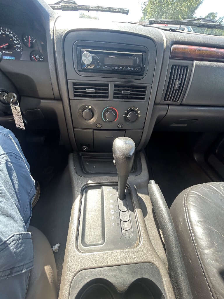 2000 Jeep Cherokee - $3,796