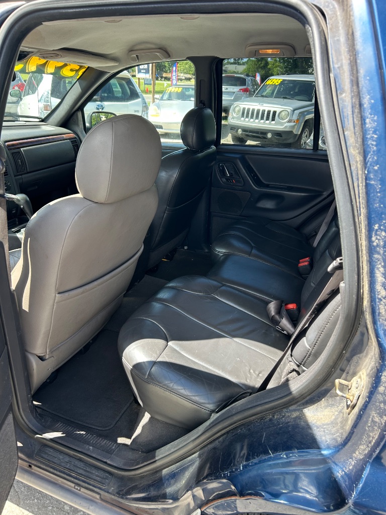 2000 Jeep Cherokee - $3,796