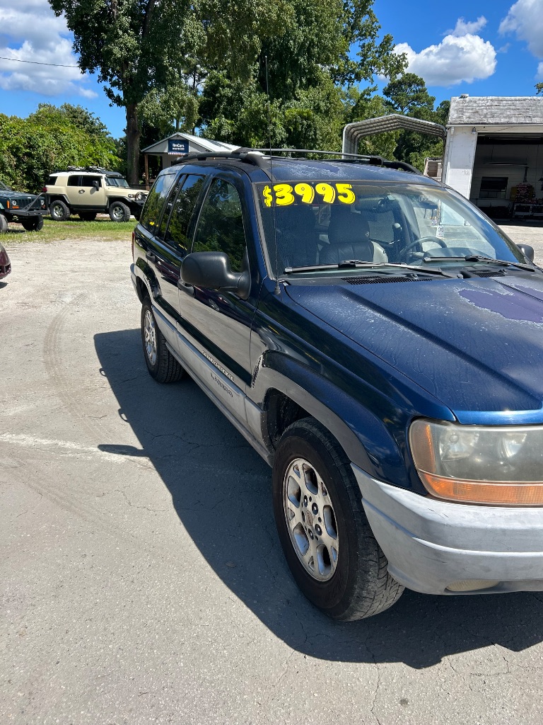 2000 Jeep Cherokee - $3,796