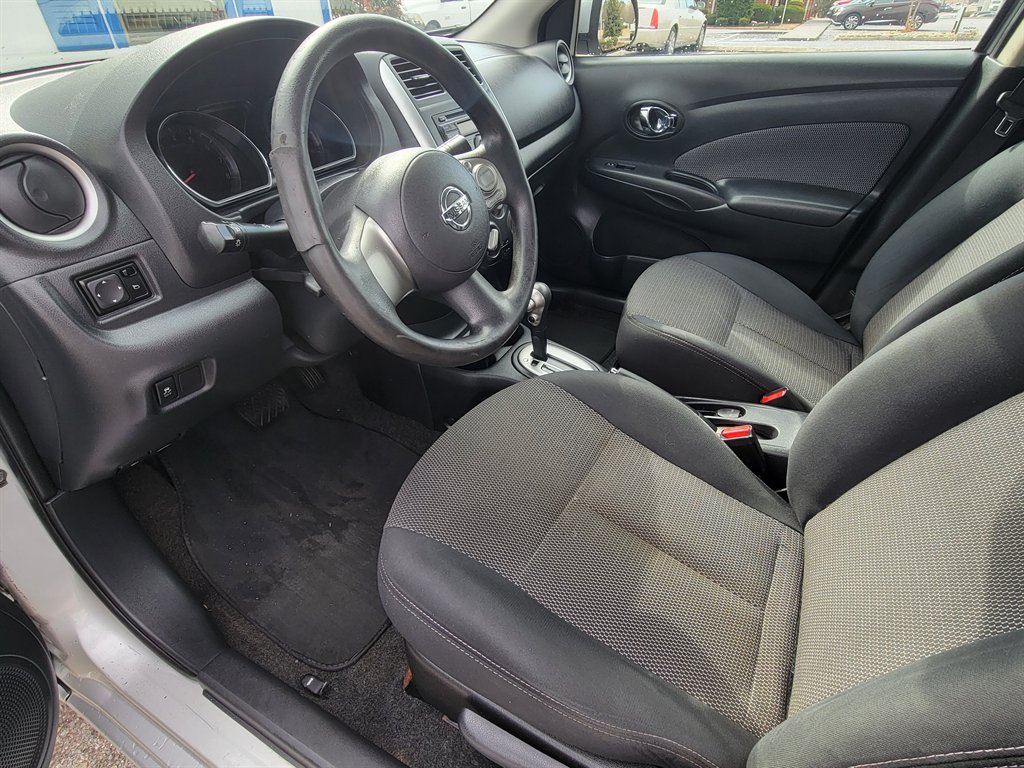 2014 Nissan Versa - $1,000