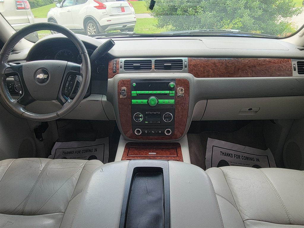 2007 Chevrolet Suburban - $6,500