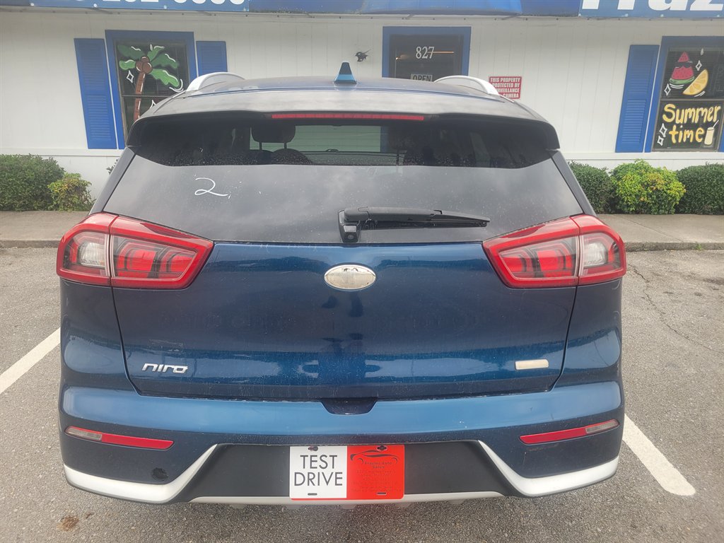 2018 Kia Niro - $5,000