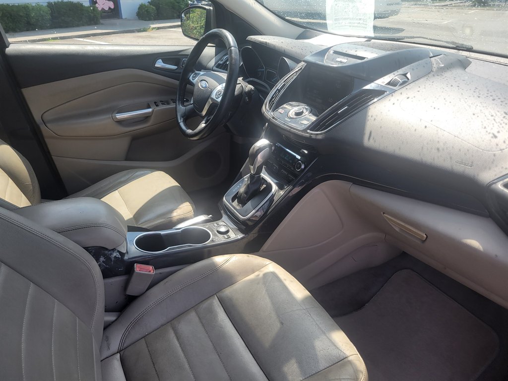 2014 Ford Escape - $3,500