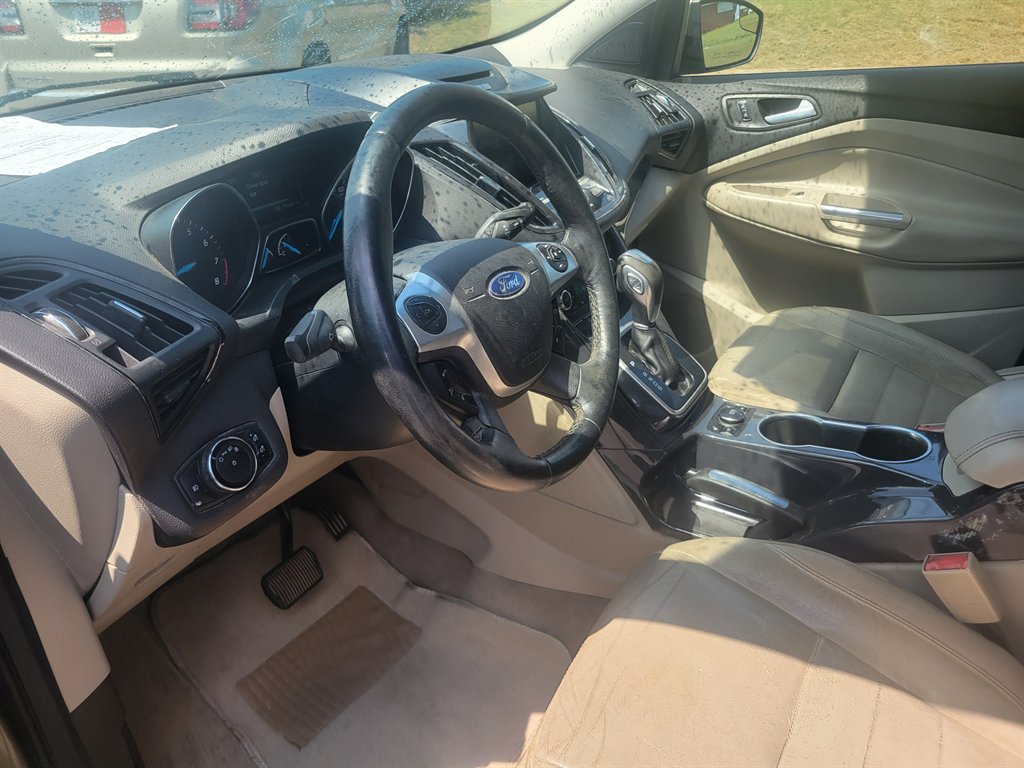 2014 Ford Escape - $3,500